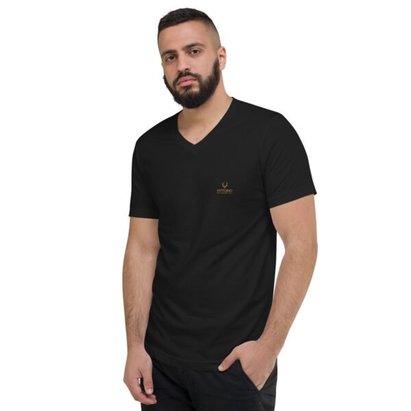 Camiseta de manga corta y cuello de pico